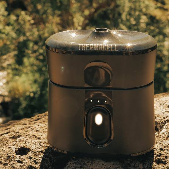 Thermacell Outdoors 22: Lifestyle Secondary Images