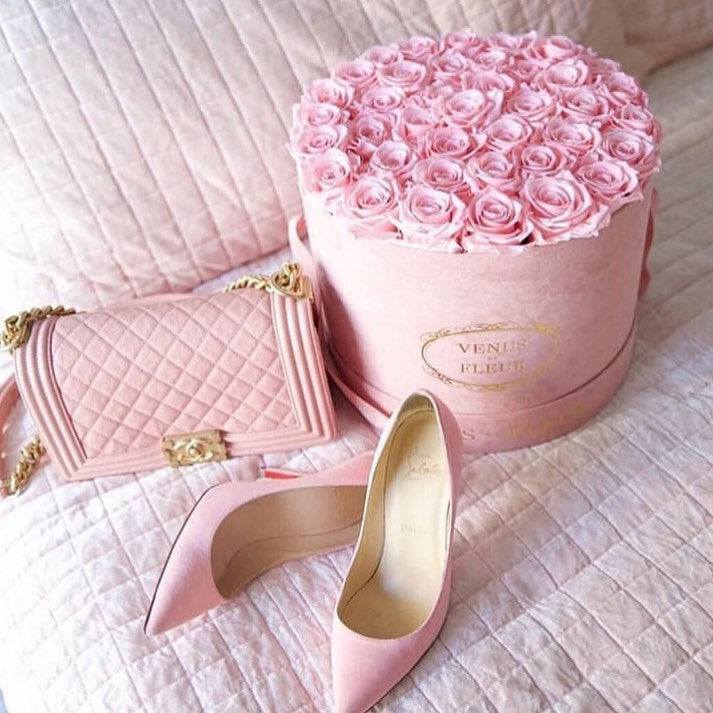 VENUS ET FLEUR 02: Lifestyle Secondary Images
