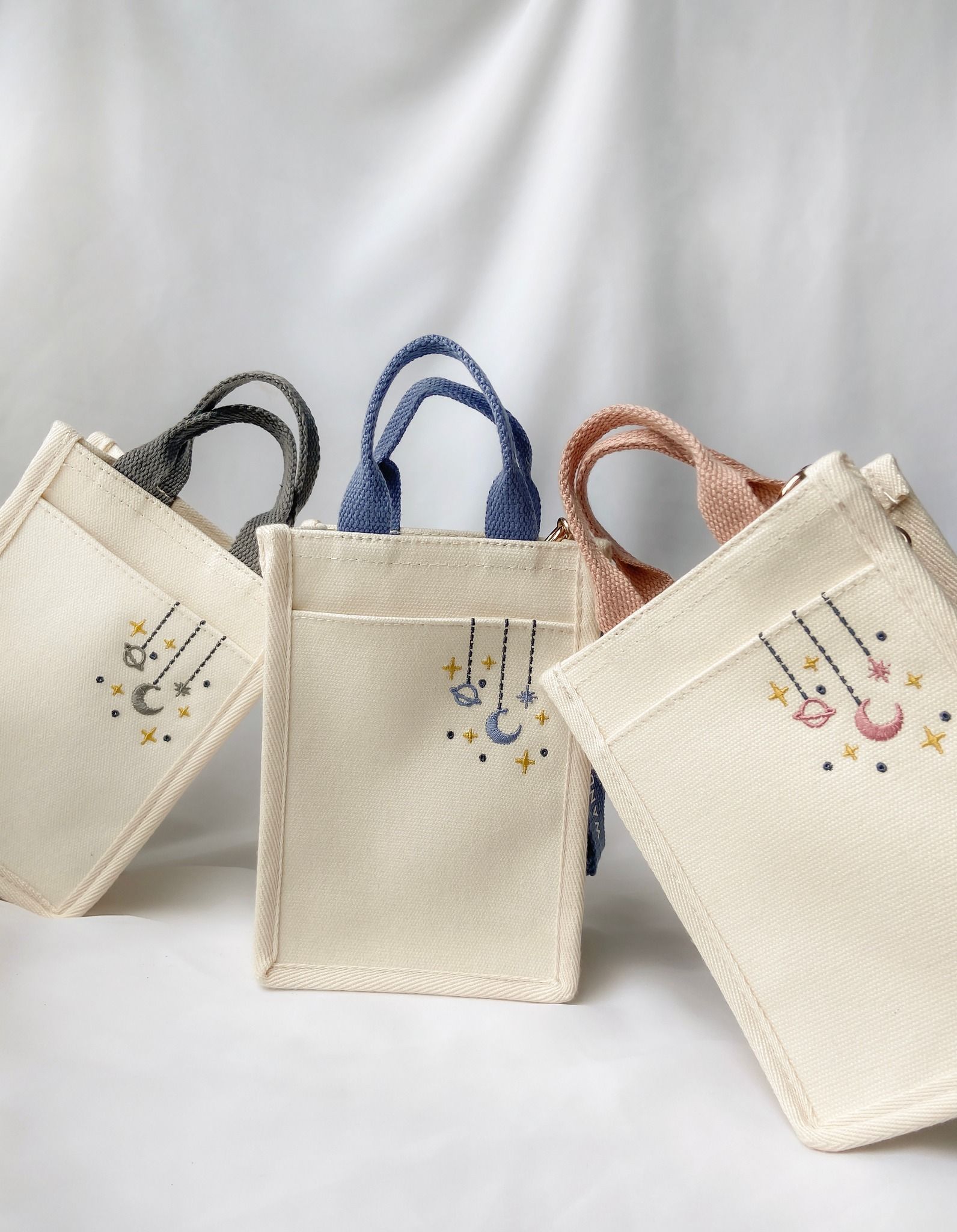 Wanderlust + Co 9: Lifestyle Secondary Images