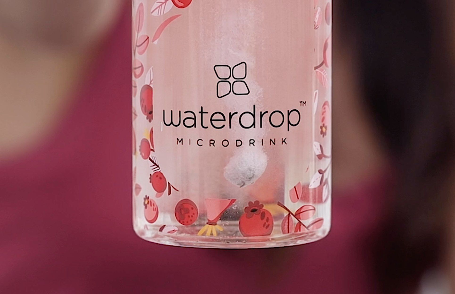 Waterdrop 12: Lifestyle Secondary Images