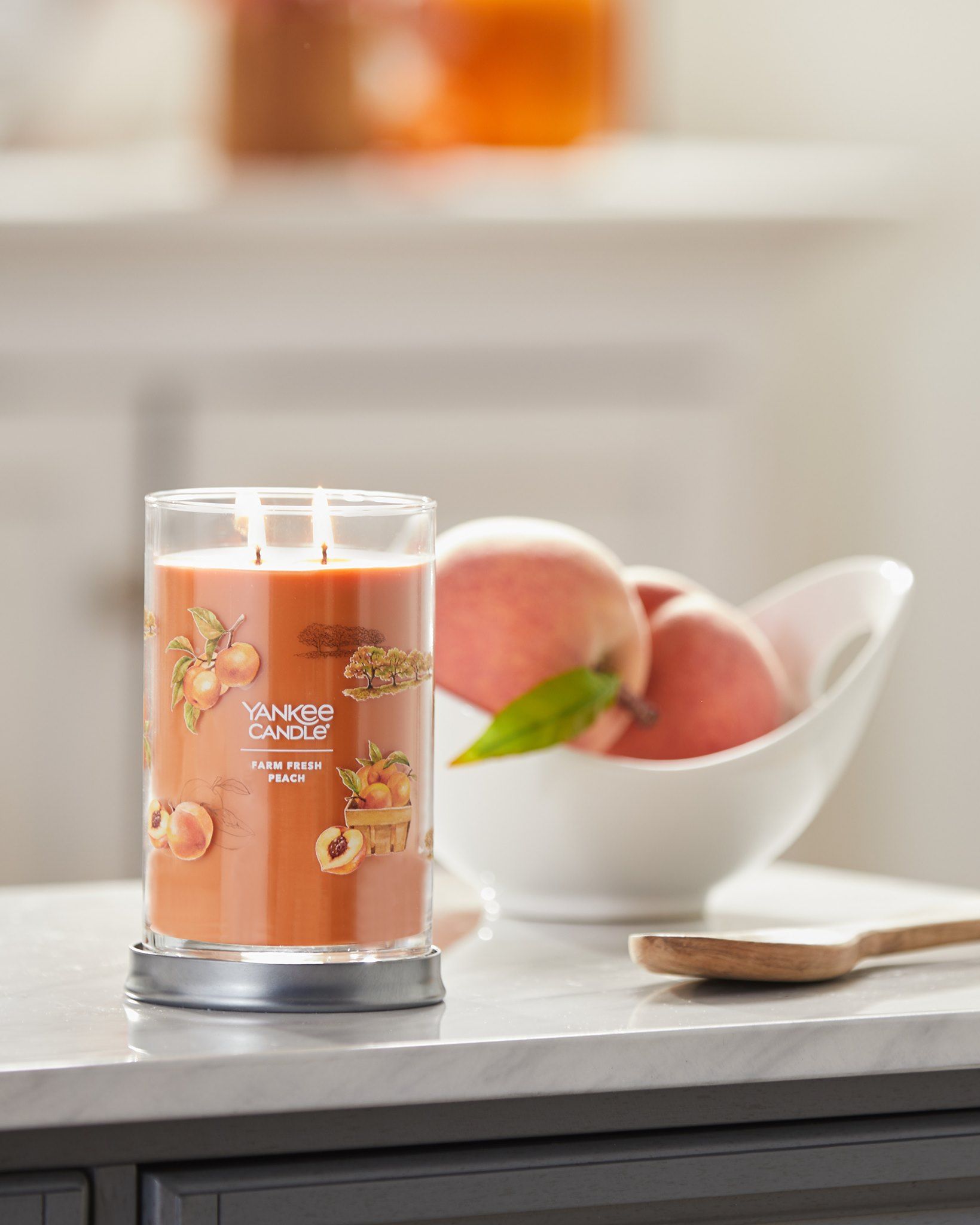 Yankee Candle 22: Lifestyle Secondary Images