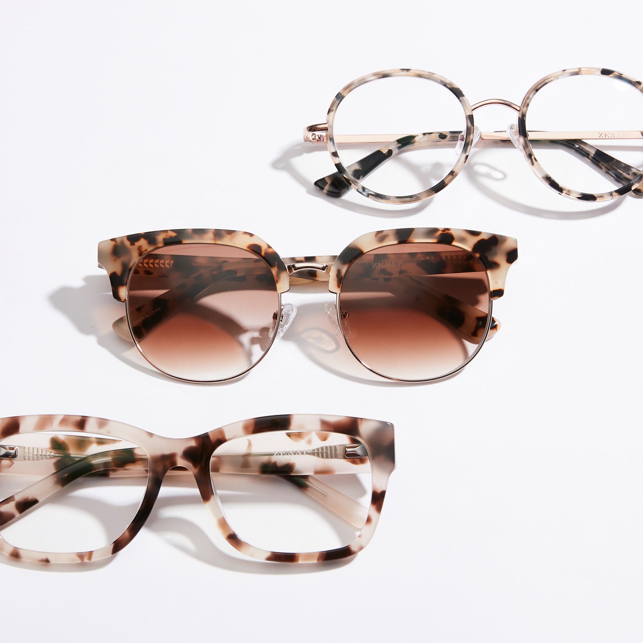 Zenni 26: Lifestyle Secondary Images