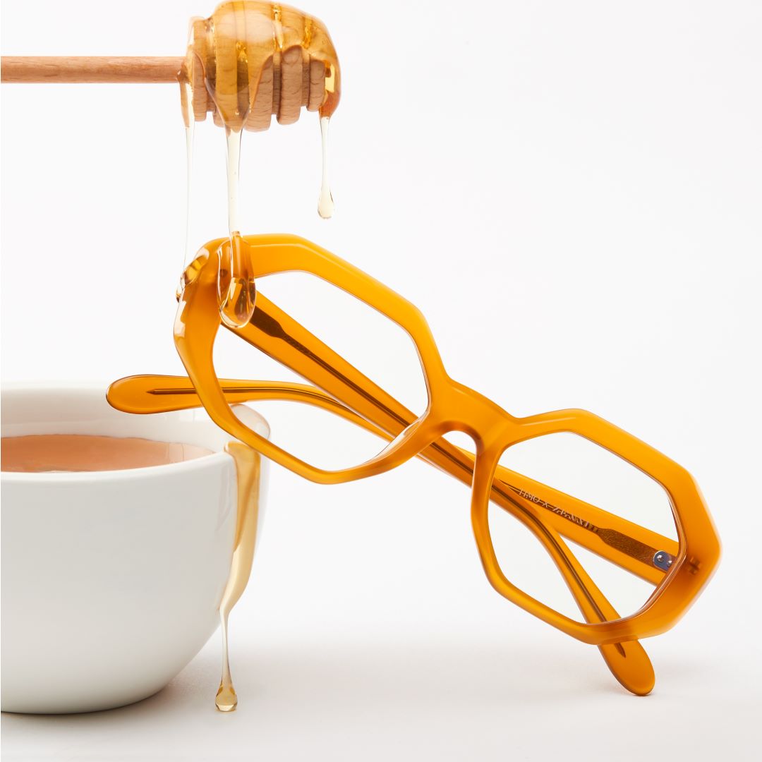 Zenni 28: Lifestyle Secondary Images