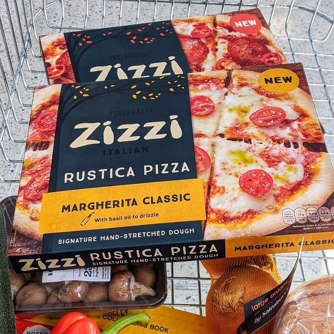 Zizzi 7: Lifestyle Secondary Images