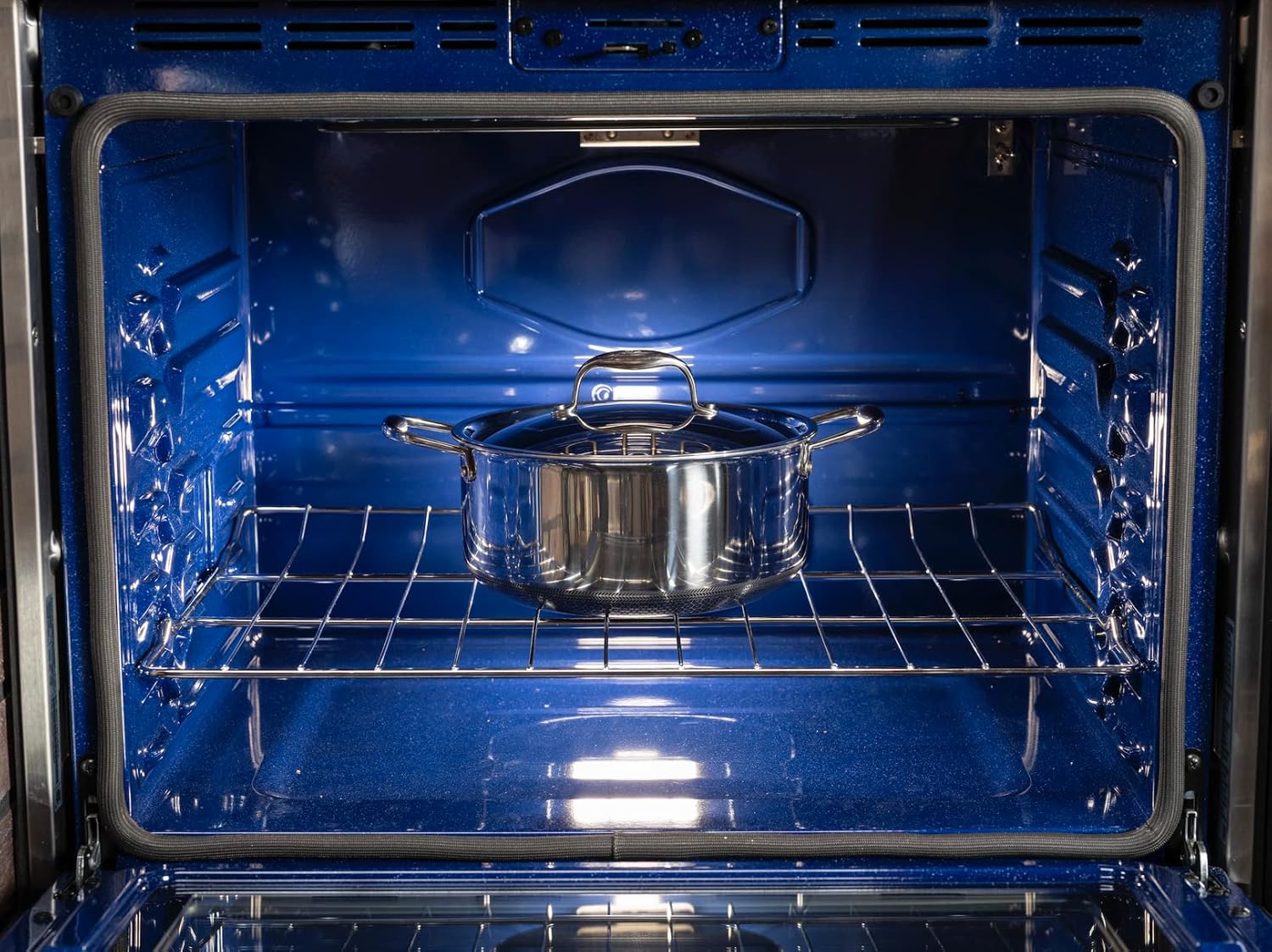 Amazon.com: HexClad Hybrid Nonstick Dutch Oven: Infographics