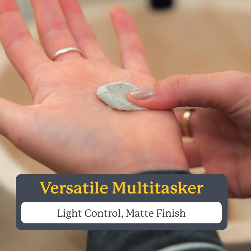 Highlights the product's versatility as a multitasker, as well as its ability to control light and provide a matte finish.
