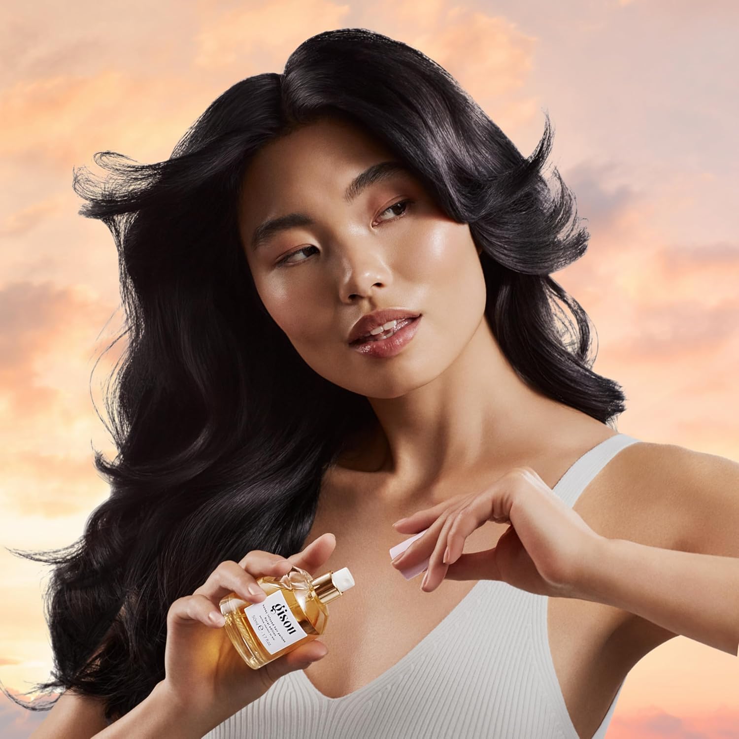 Highlights the product's fragrance and promotes its use for enhancing beauty and confidence.