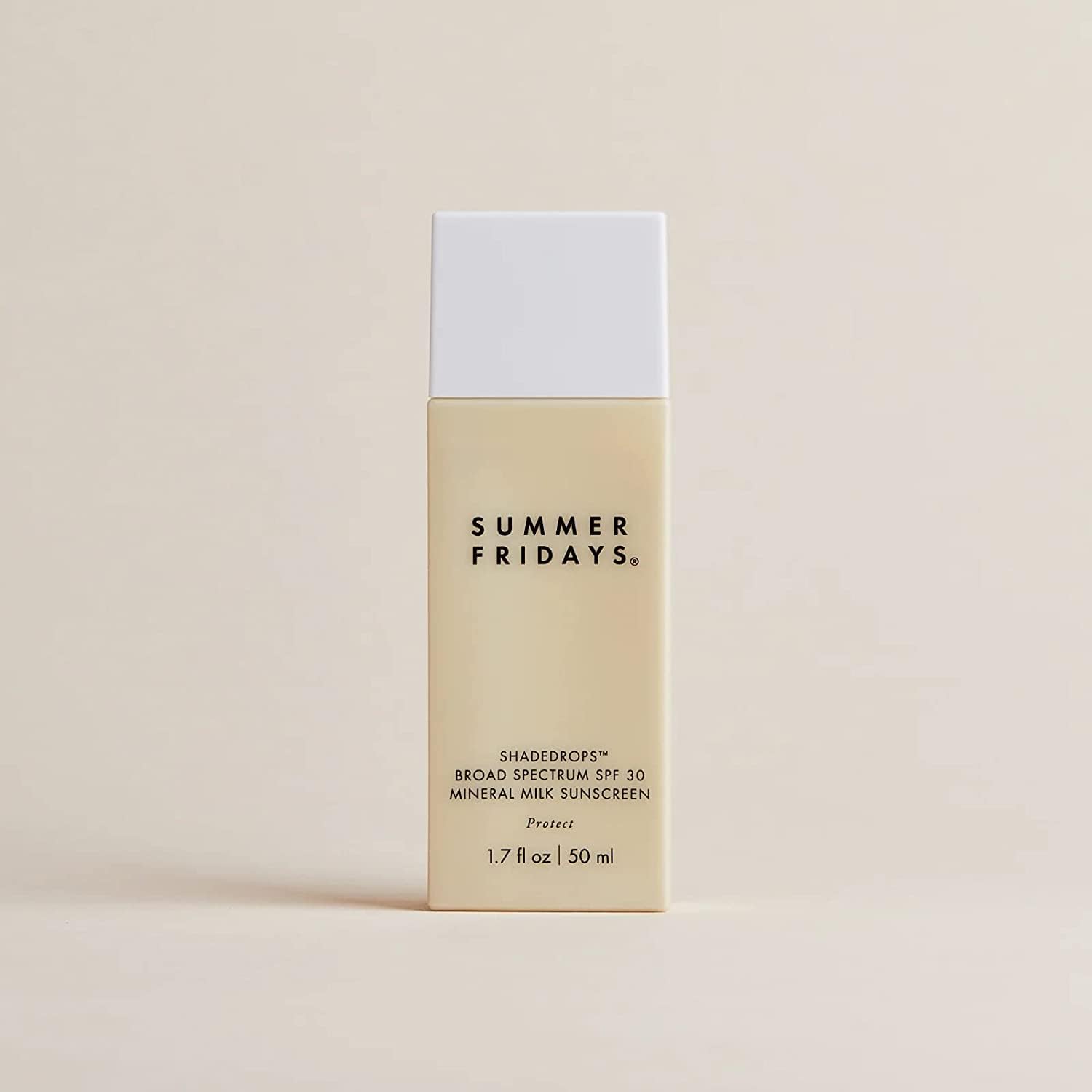 Highlights the product's SPF 30 sun protection feature, emphasizing its role in safeguarding skin from sun damage.