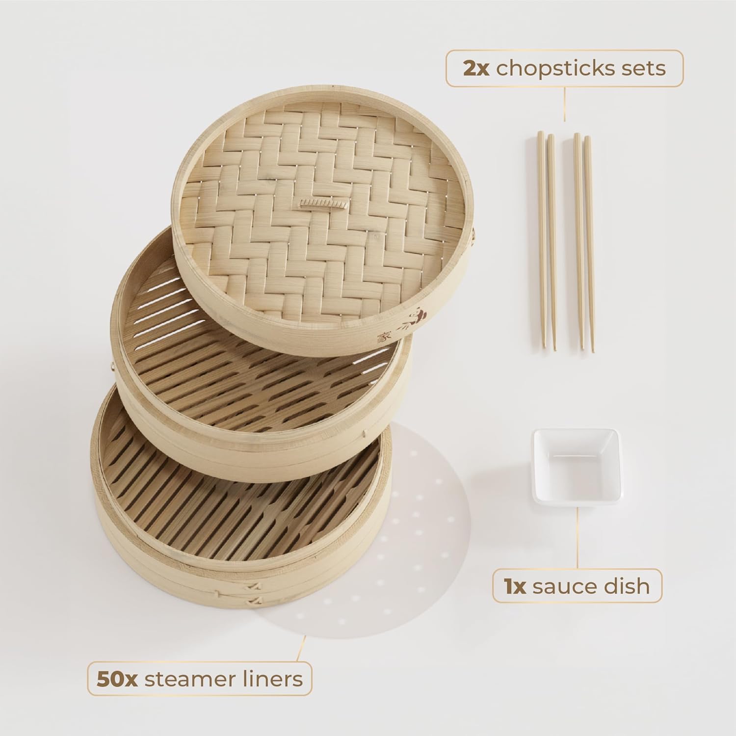 Shows all the items included in the bamboo steamer set, helping customers understand the complete package they will receive.