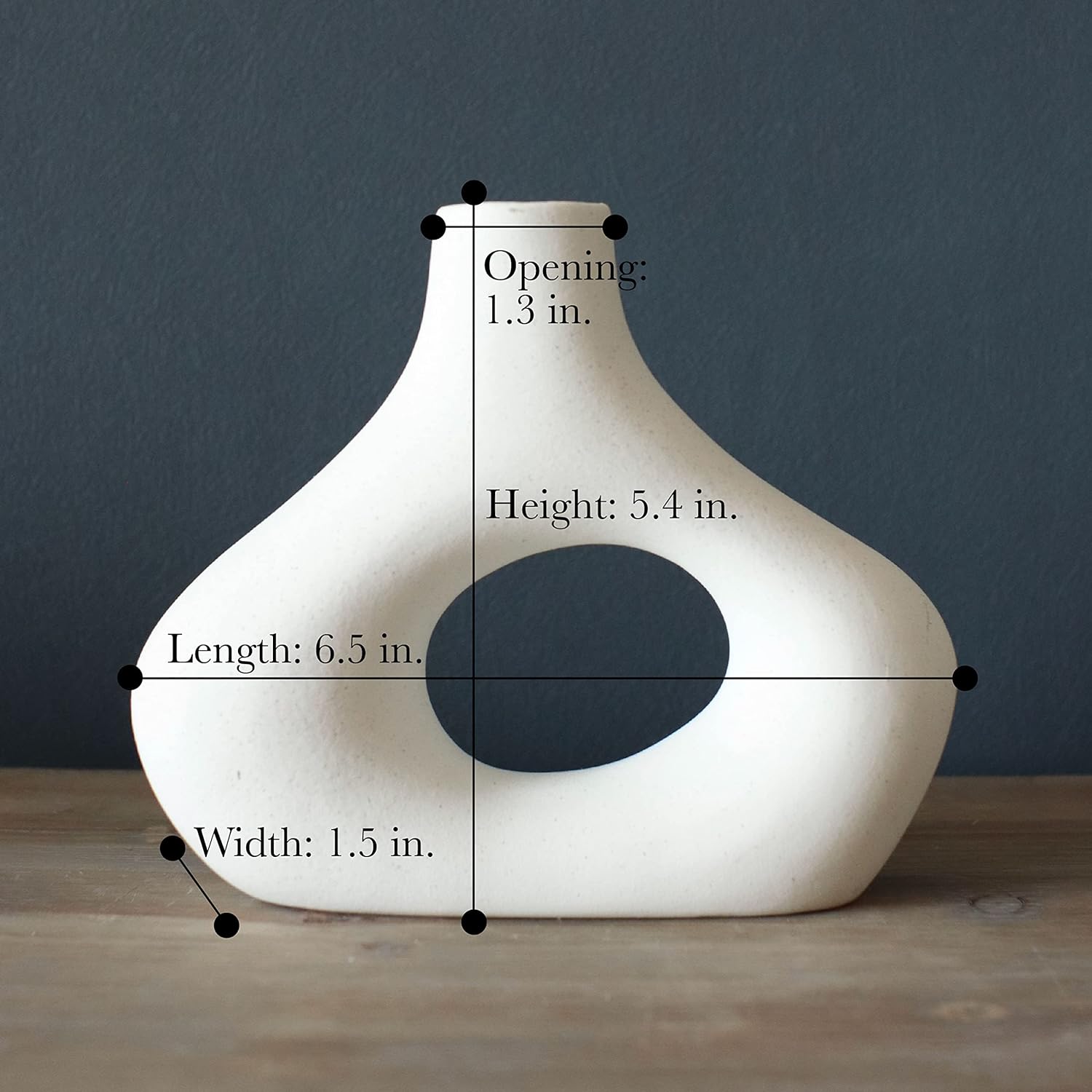 Provides precise measurements of the product to eliminate confusion about its size and shape.