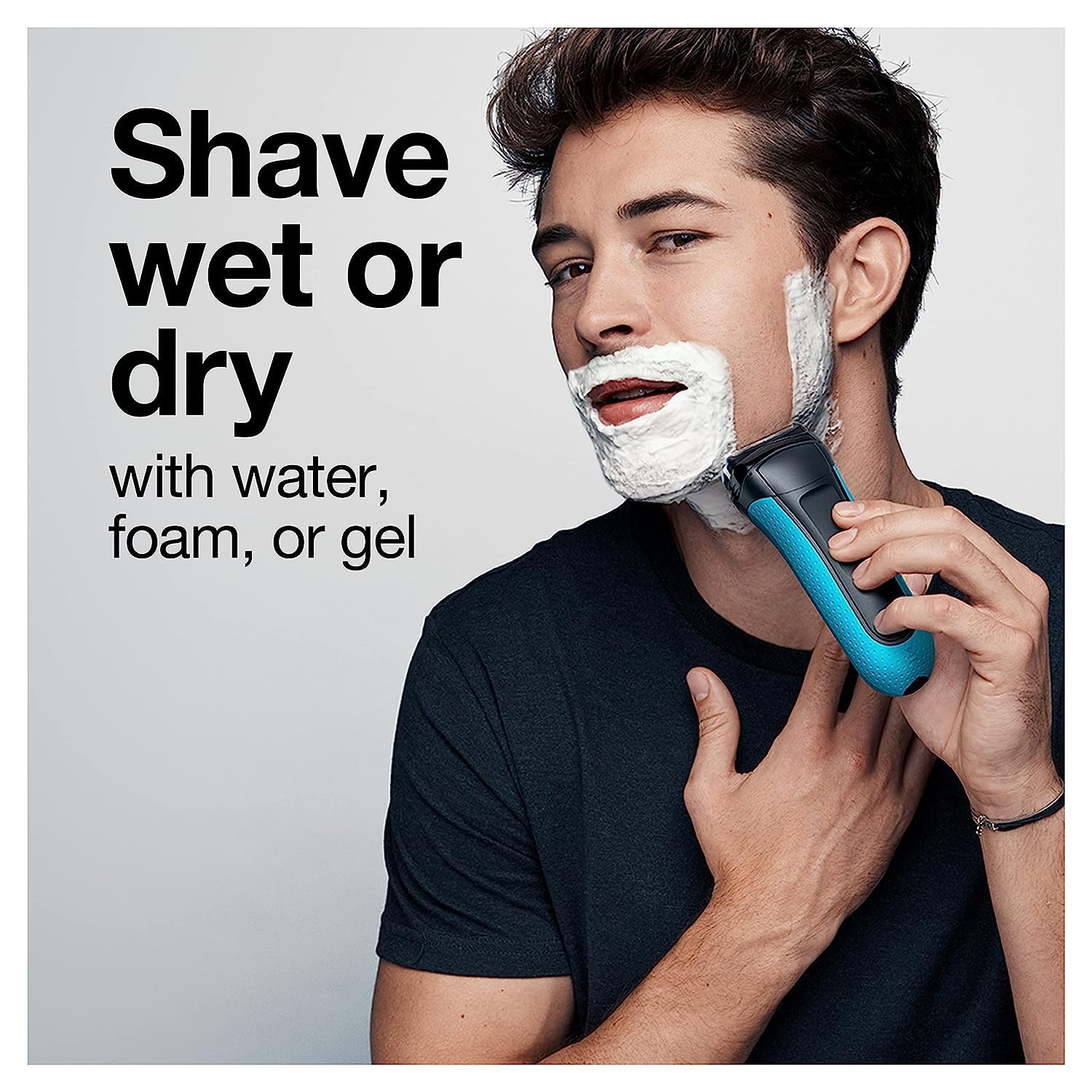 Highlights the product's ability to be used for both wet and dry shaving, emphasizing its versatility and convenience.