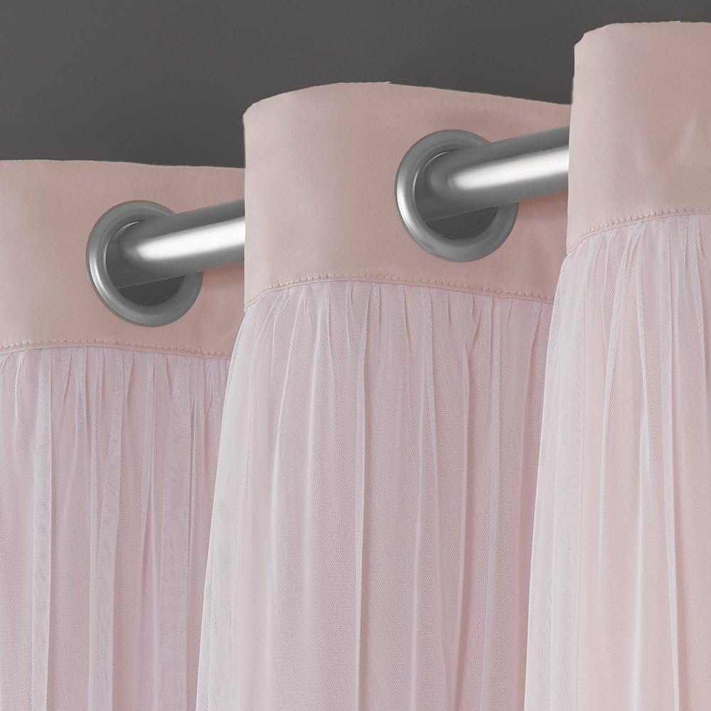 Demonstrates how the curtains fit onto a standard curtain rod, reassuring customers about ease of installation and proper fit.