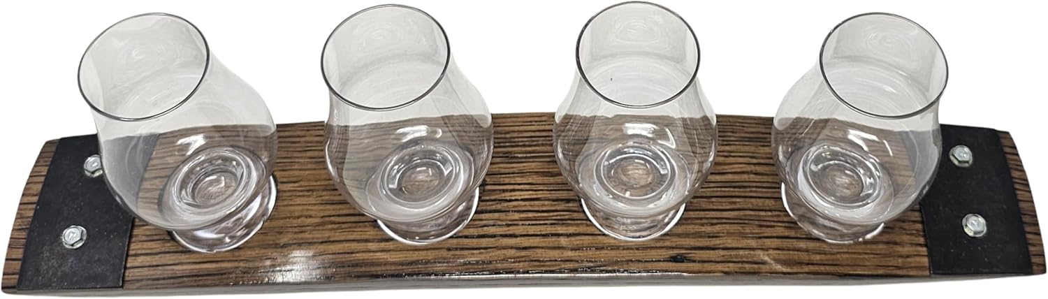 Shows the complete set of glassware and serving tray included in the product, allowing customers to see exactly what they'll receive.