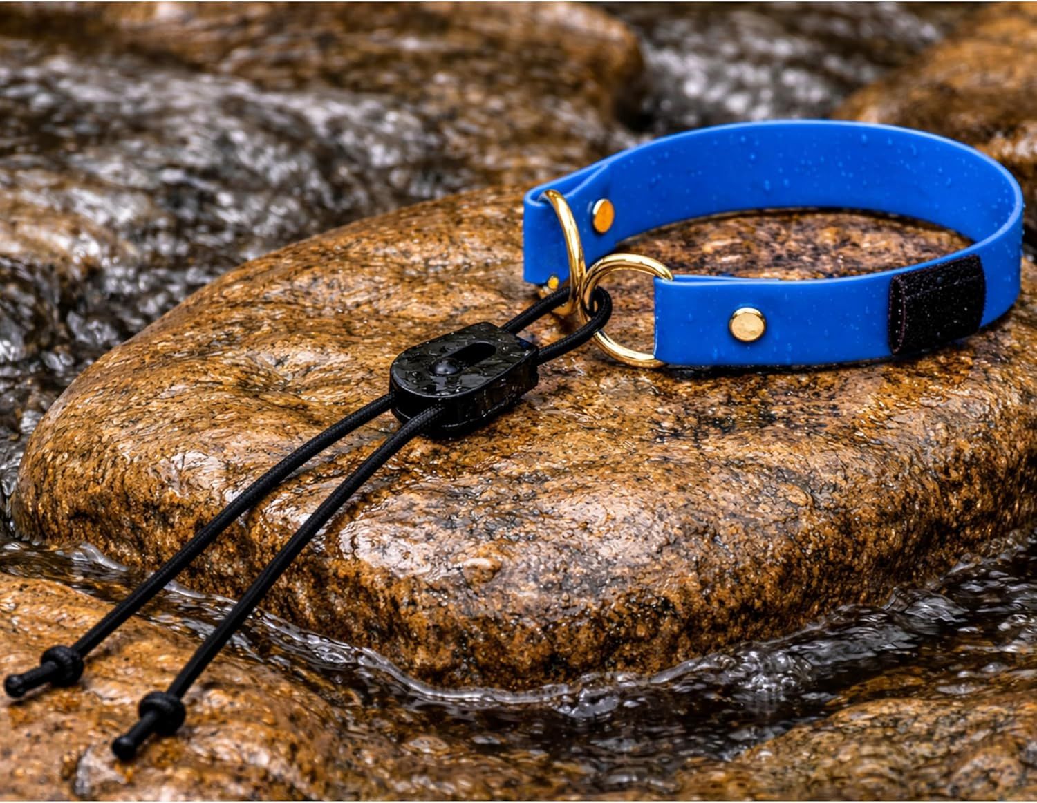 Demonstrates that the product is waterproof and can withstand wet conditions, reassuring customers it is durable for outdoor or water-based activities.