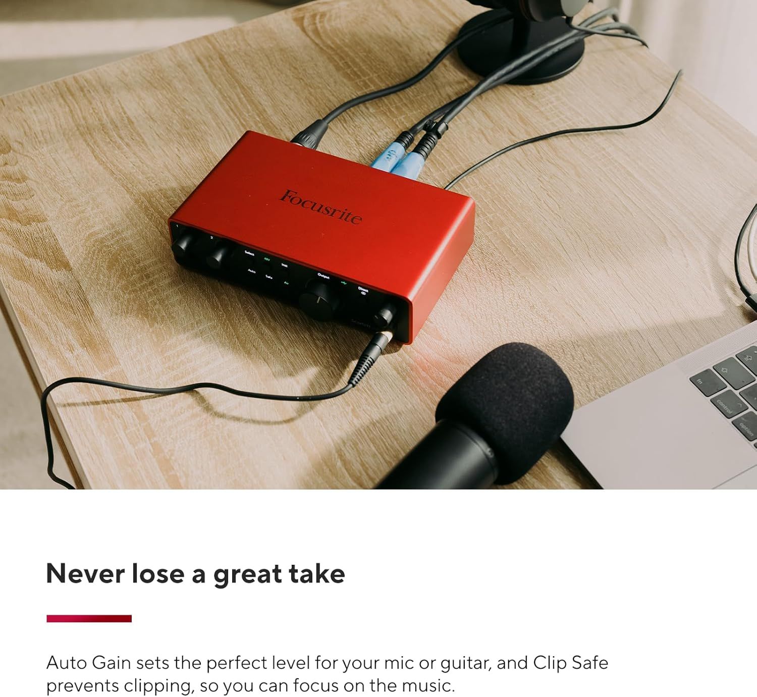 Communicates that the audio interface automatically sets optimal recording levels and prevents clipping, allowing musicians to focus on performance without technical concerns.