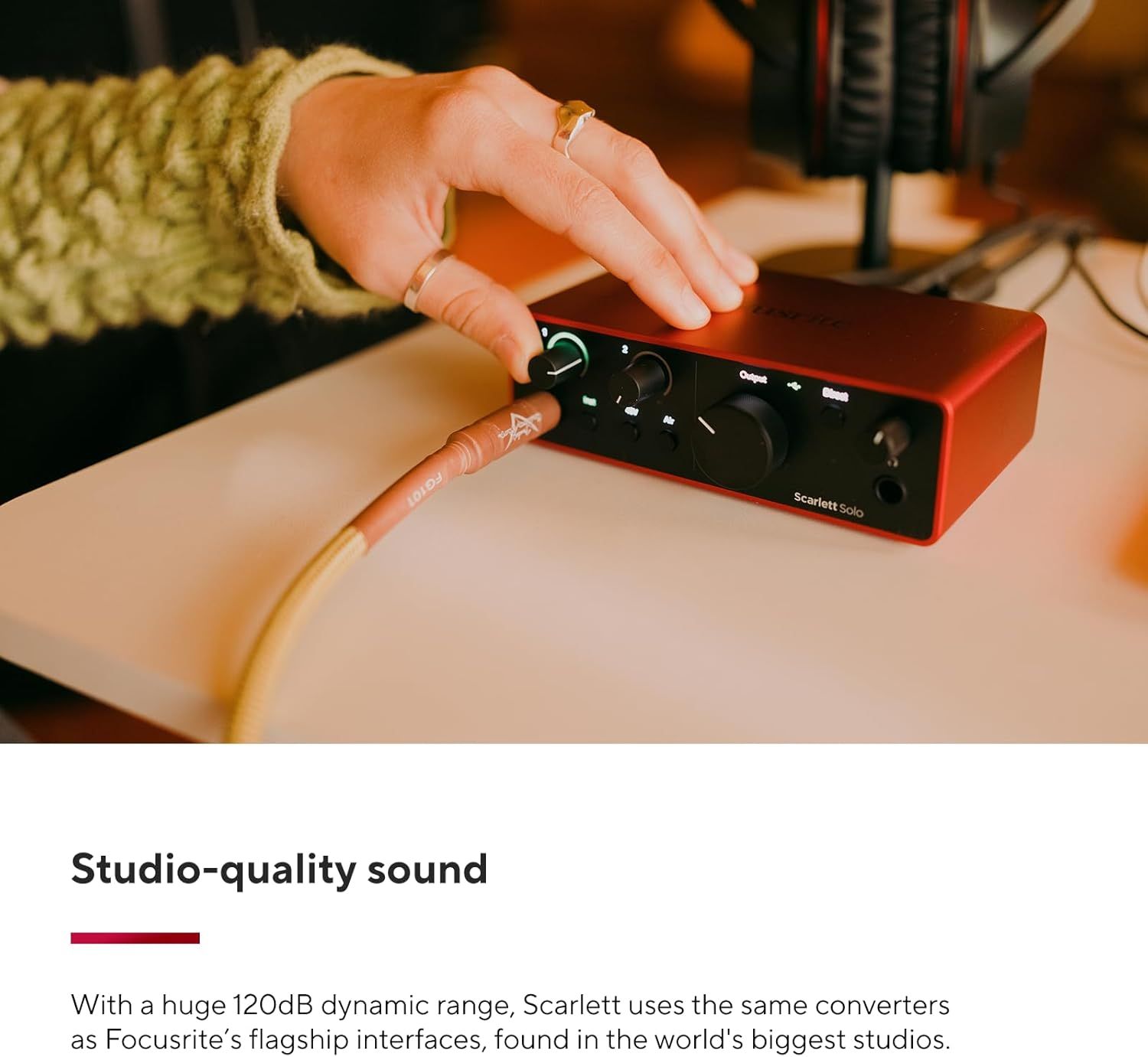 Communicates that the audio interface delivers professional studio-quality sound with a 120dB dynamic range and converters used in flagship interfaces.