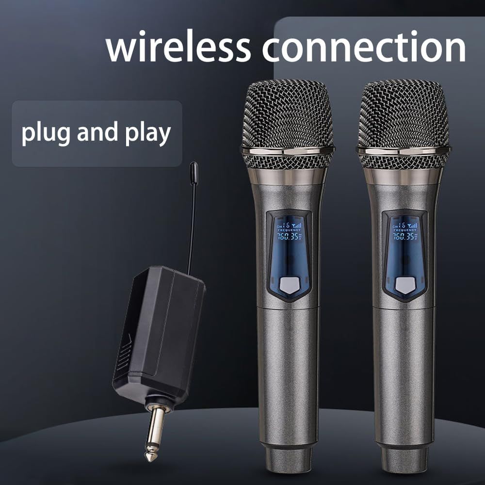 Communicates two key benefits of the wireless microphone system: the convenience of wireless connectivity and the ease of plug-and-play setup, reassuring shoppers that the product is simple to use.