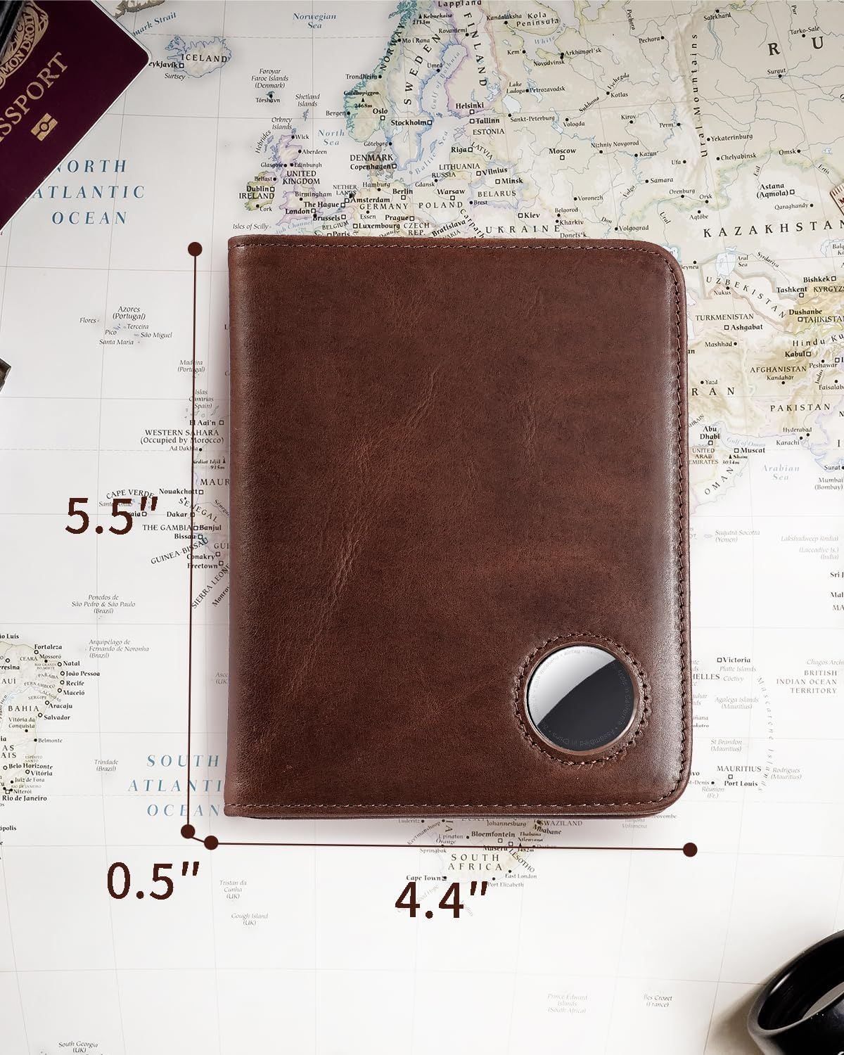 Communicates the exact physical dimensions of the wallet to help shoppers understand its compact size and ensure it fits their needs.