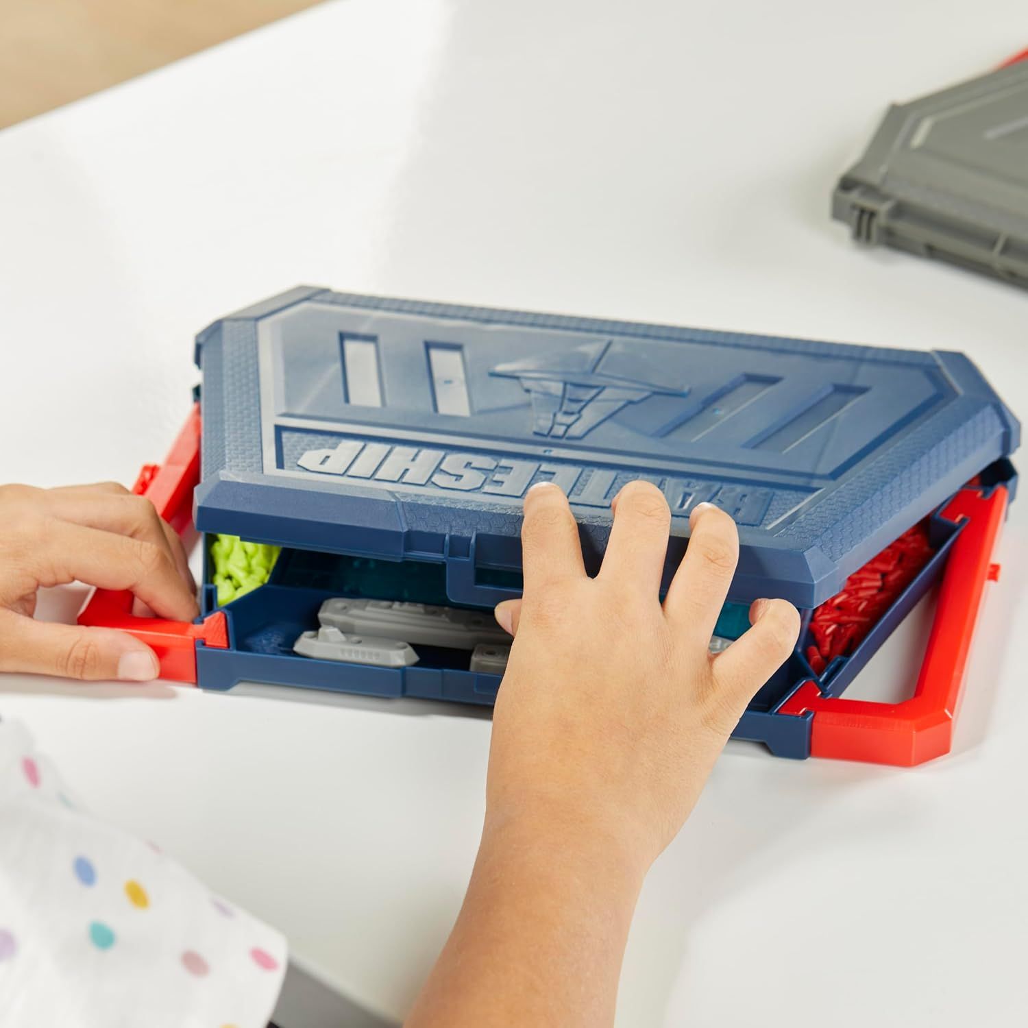 Shows the product's storage case and included accessories to demonstrate what the customer receives and how the product organizes components for easy transport and storage.