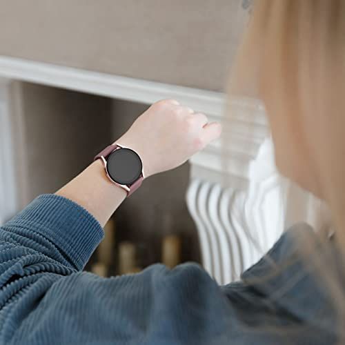 Demonstrates the product being worn naturally in a home environment to help shoppers visualize everyday use and fit.