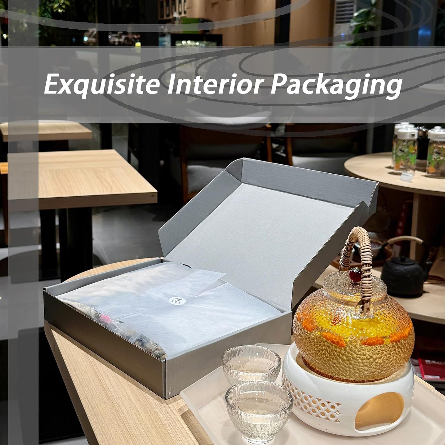 Highlights the high-quality, elegant interior packaging to communicate product value and premium unboxing experience to shoppers.