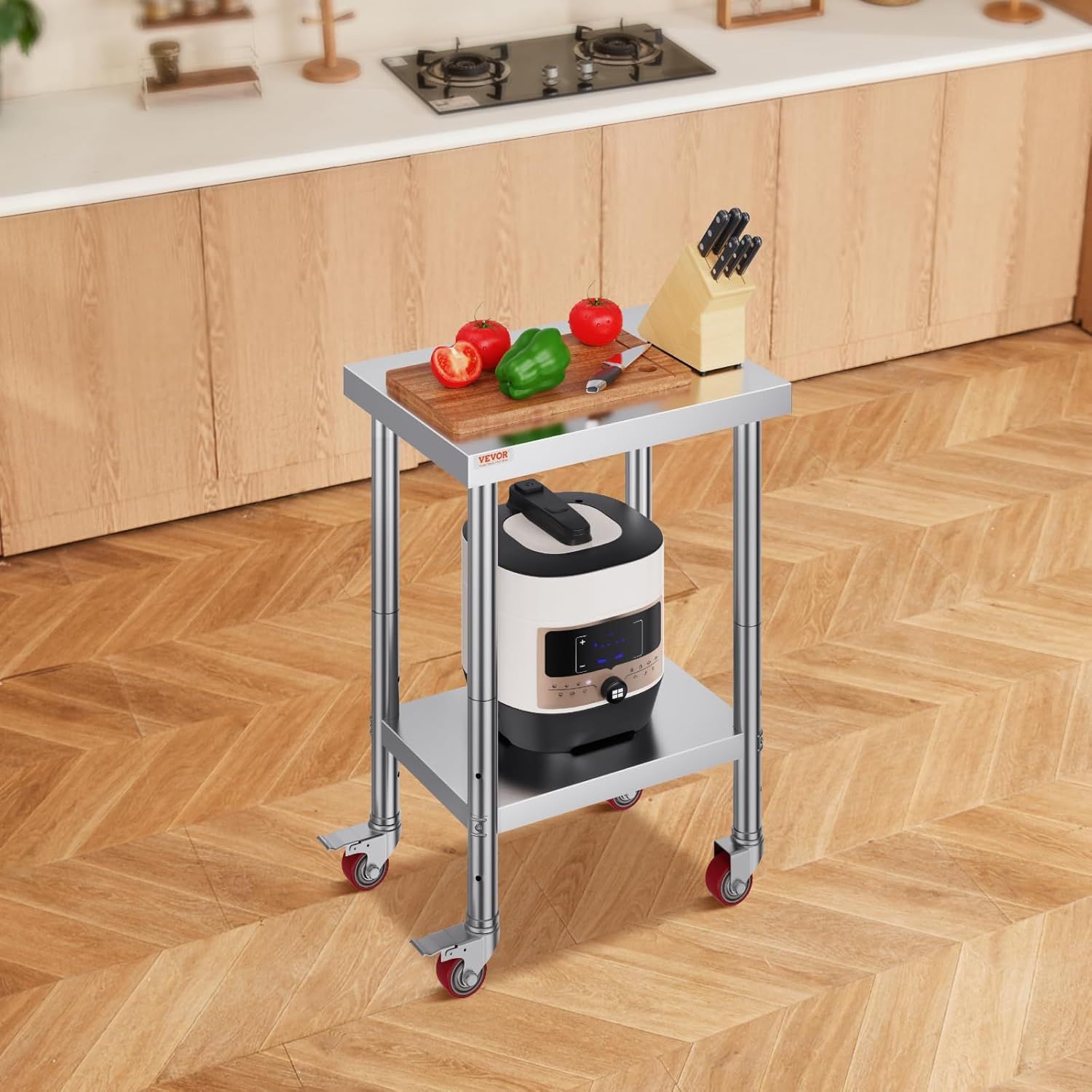Demonstrates the product in a real kitchen environment to help shoppers visualize how it fits into their home and daily cooking routine.