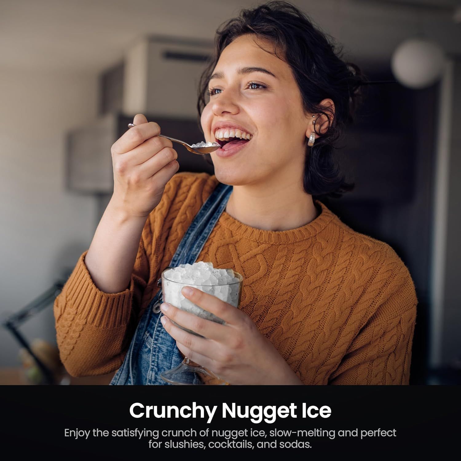 Highlights the satisfying crunch and slow-melting quality of the nugget ice, positioning it as perfect for slushies, cocktails, and sodas to appeal to shoppers seeking premium ice texture.