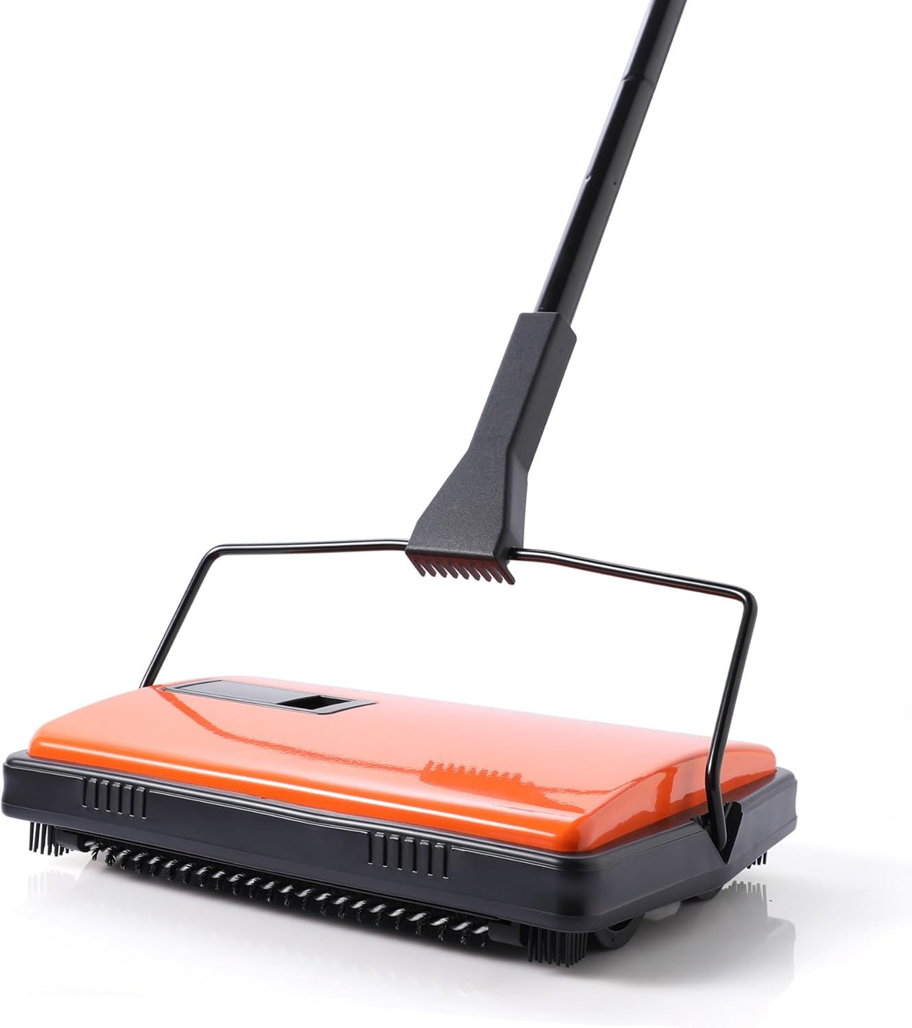 Provides a clean, catalog-style view of the manual carpet sweeper product to show its design and structure without distractions.