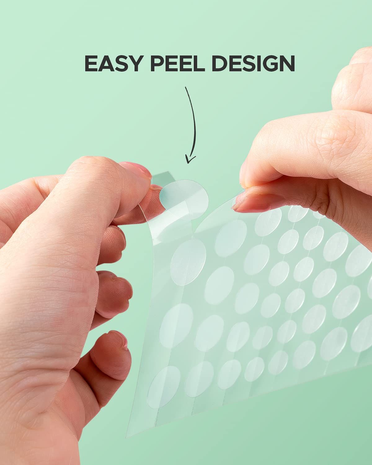 Demonstrates how simple it is to peel and apply the product, reassuring shoppers that the product is user-friendly and convenient to use. Highlights the easy peel design as a key benefit, showing…