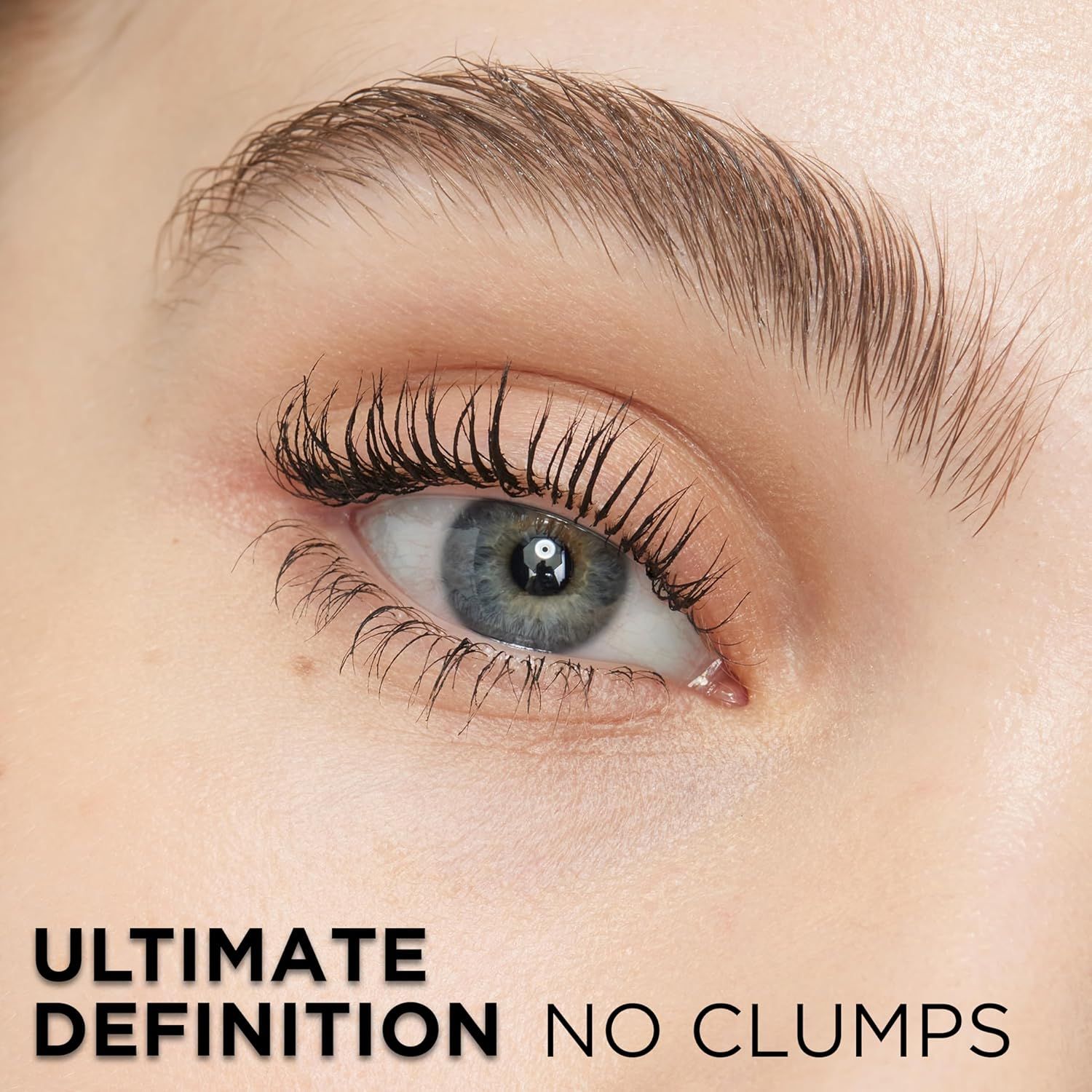 Communicates that the mascara delivers defined, separated lashes without clumping, reassuring shoppers of a clean, professional finish.