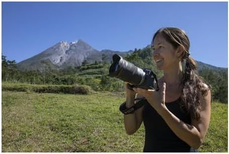 Demonstrates the product being used in a real-world outdoor setting to help shoppers visualize themselves using the camera in nature and adventure scenarios.