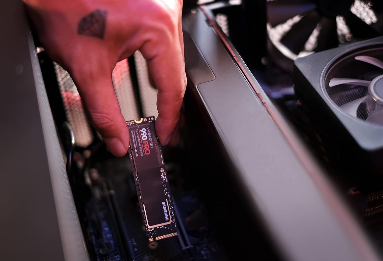 Demonstrates how to install the SSD drive into the computer, reassuring shoppers that the installation process is straightforward and user-friendly.