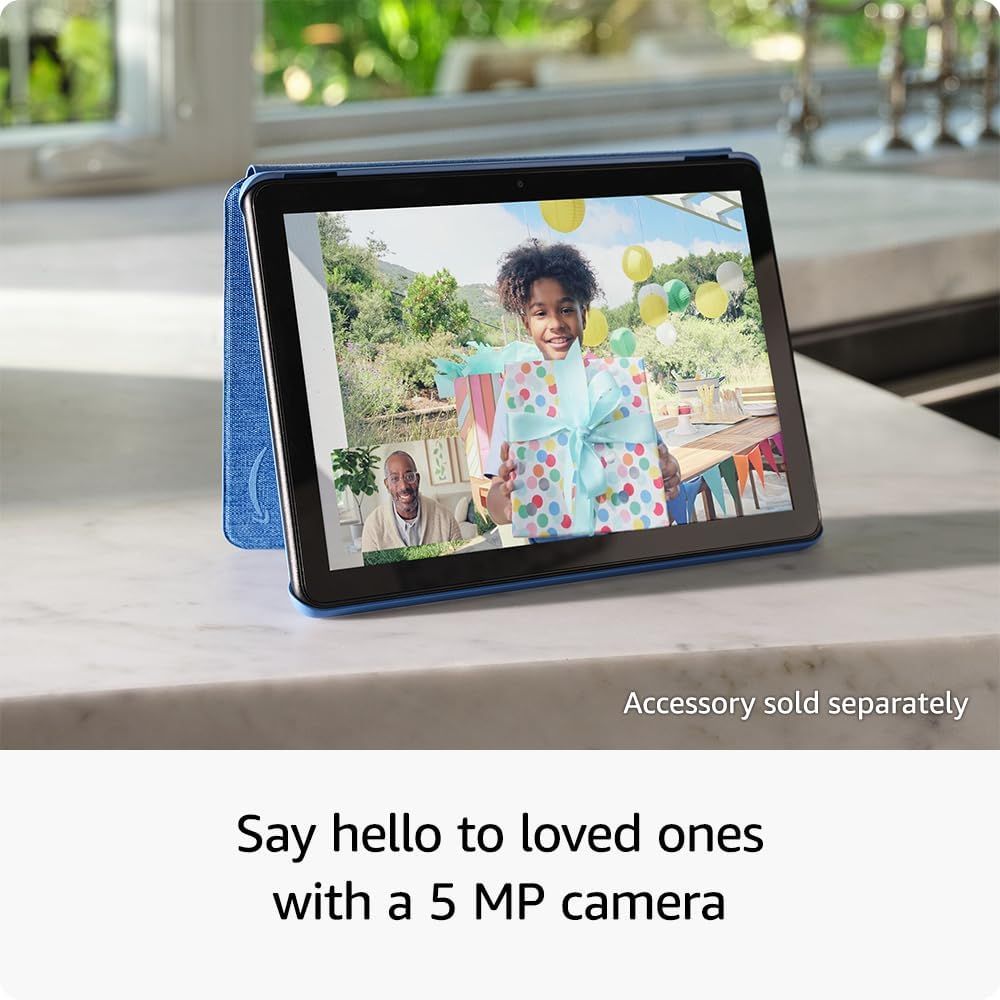 Highlights the tablet's 5 MP camera capability to reassure shoppers they can make high-quality video calls with loved ones. Demonstrates the tablet's video calling feature in a real-world family…