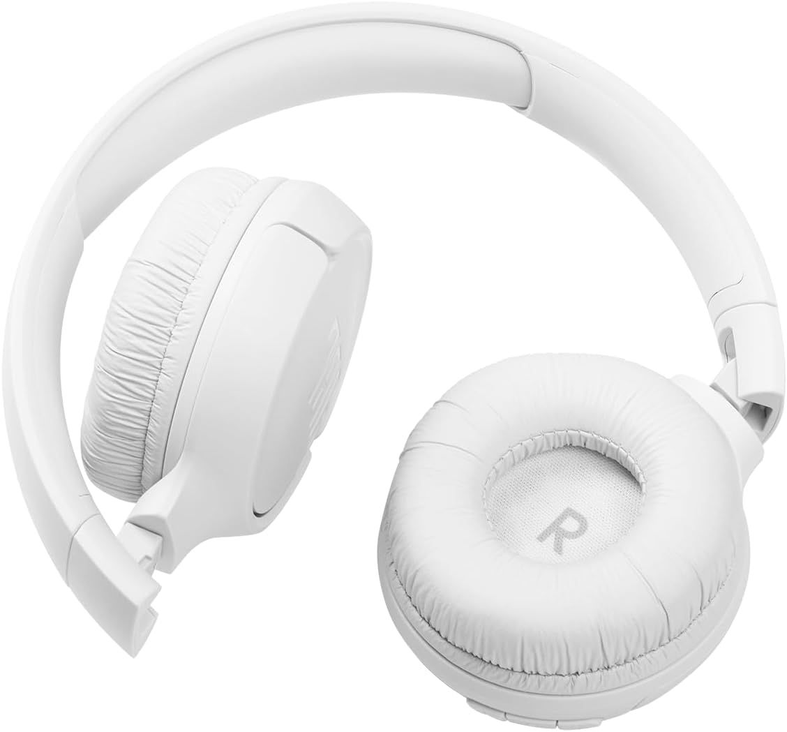 Provides a clean, catalog-style view of the white headphones on a white background with no distractions, allowing shoppers to see the product design and form clearly.
