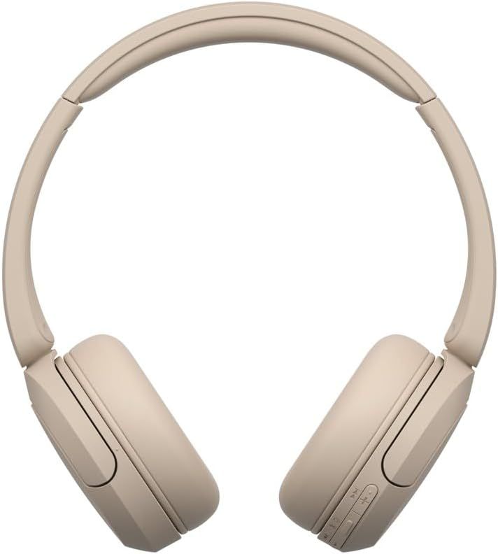 Provides a clean, catalog-style view of the headphones on a white background with no distractions, allowing shoppers to see the product design and color clearly.