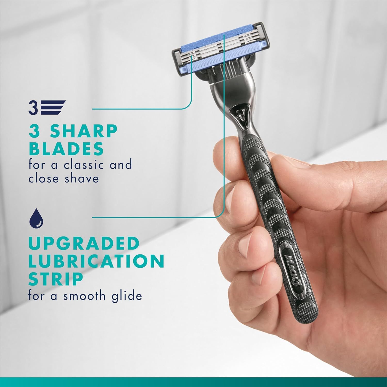 Breaks down the razor's key physical components—the 3-blade cartridge and lubrication strip—to educate shoppers on what makes the product effective for a close, smooth shave.