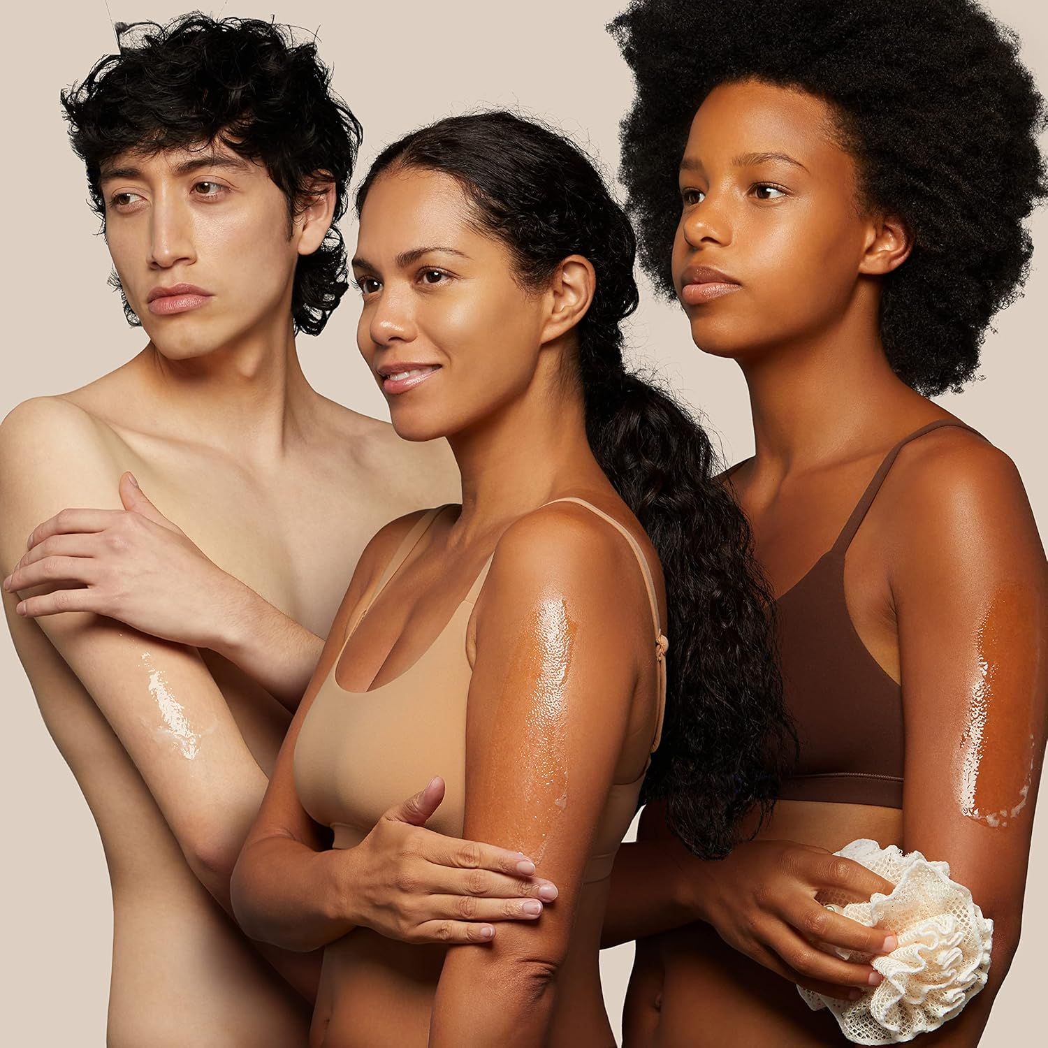 Demonstrates that the product works across diverse skin tones, reassuring shoppers of its universal suitability and inclusive formulation.