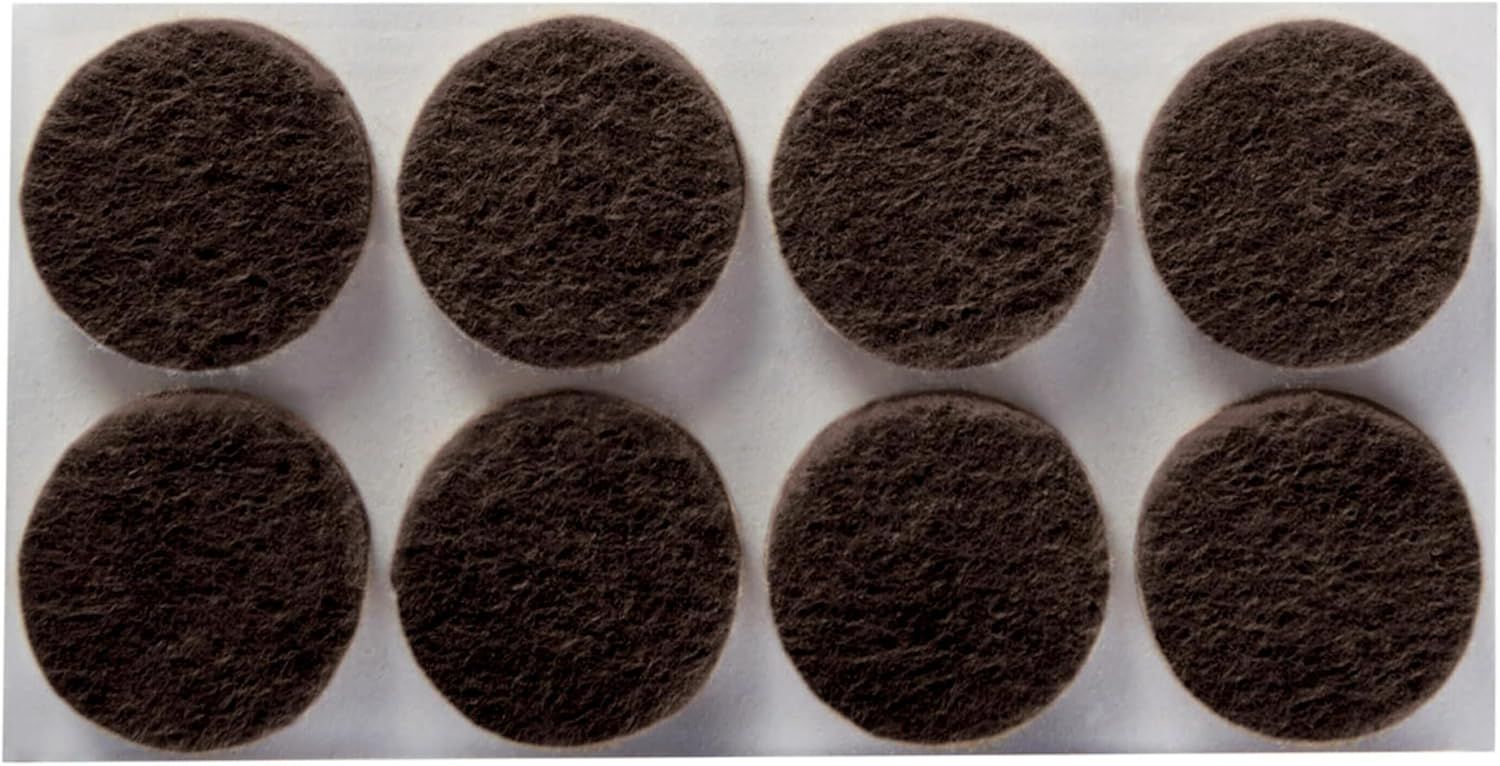 Shows the customer exactly what they receive in the package—multiple circular felt pads—to communicate quantity and value.