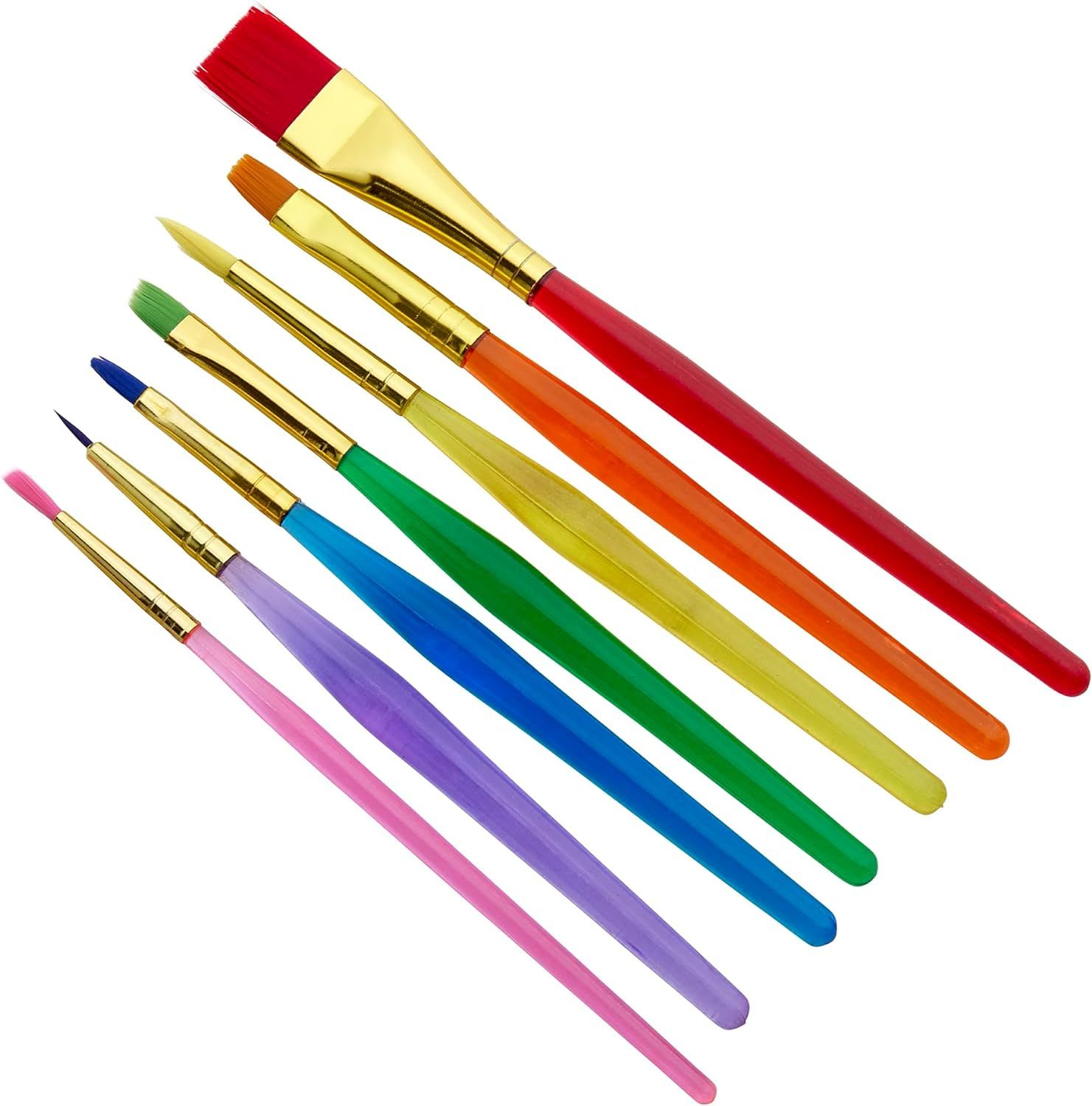 Shows the customer all the paint brushes included in the set, highlighting the variety of brush types and sizes available for different painting needs.