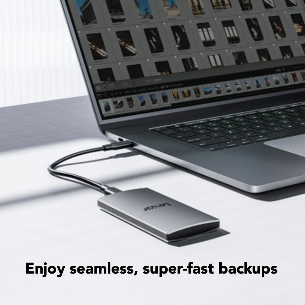 Communicates that the external drive enables seamless and super-fast backup functionality, reassuring shoppers about quick and efficient data transfer.