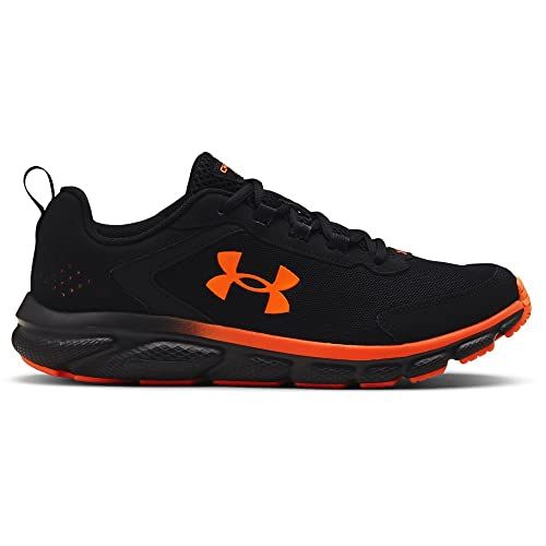 Provides a clean, catalog-style view of the athletic shoe to show its design, color scheme, and branding without distractions.