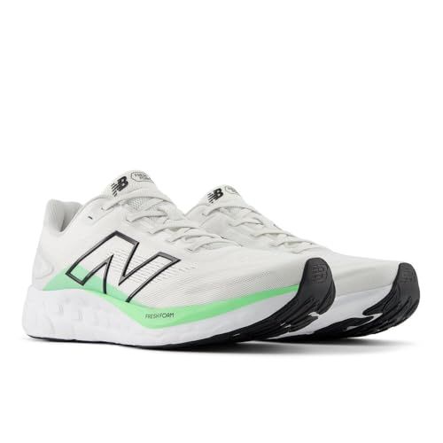 Displays the product clearly on a white background with no distractions, allowing shoppers to see the shoe design, branding, and color details.