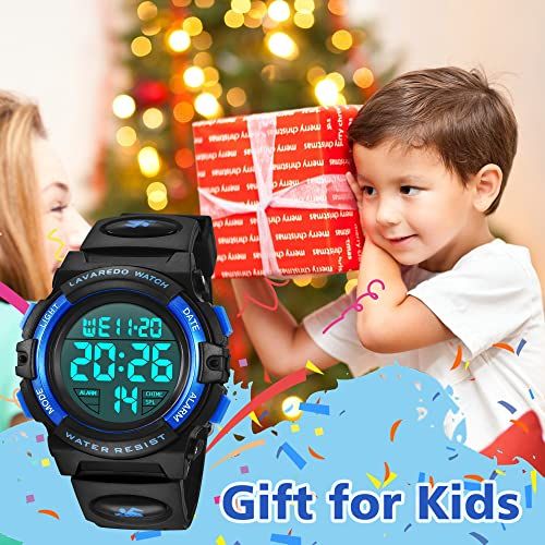Positions the watch as a perfect gift for children during the holiday season, leveraging the festive Christmas setting to drive gifting intent.