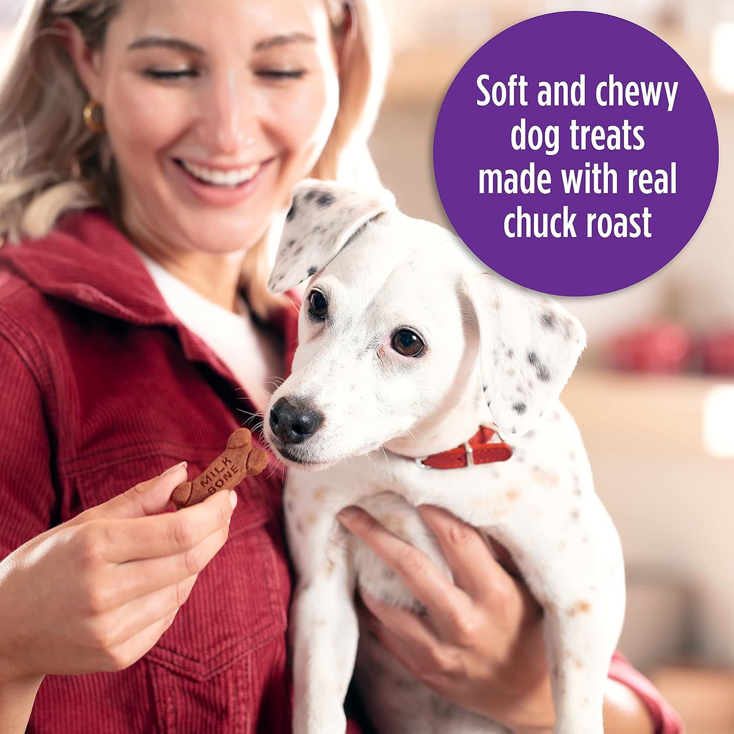 Communicates the premium ingredient quality (real chuck roast) and desirable texture (soft and chewy) to reassure pet owners about the treat's quality and appeal to their dog.