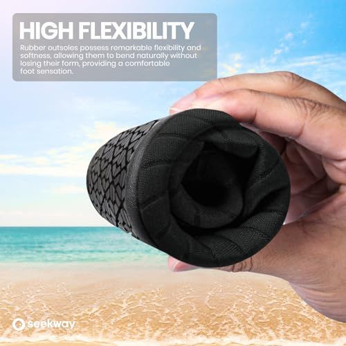 Demonstrates the rubber outsole's remarkable flexibility and softness, reassuring shoppers that the product provides comfortable, natural movement and a pleasant foot sensation.
