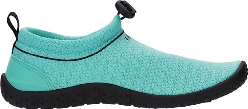 Provides a clear, unobstructed view of the water shoe's design, color, and silhouette to help shoppers evaluate the product's appearance.